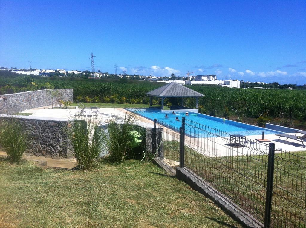 Villa Couleurs K'Fe Saint Pierre Exterior foto